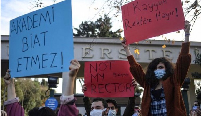 Boğaziçi Üniversitesi'nde 97 öğrenciye dava
