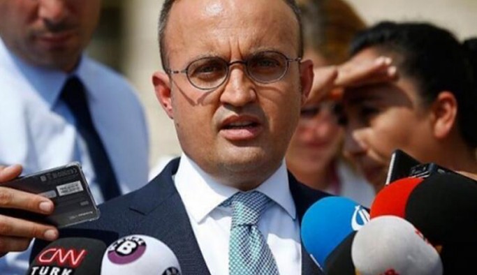 'Erkan Oğur'a da isyan ediyorum'