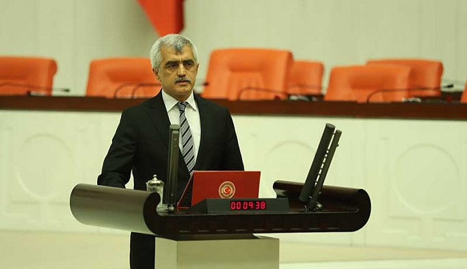 Gergerlioğlu’na götürülen bere ‘kar maskesi olarak kullanılabilir’ gerekçesiyle verilmedi