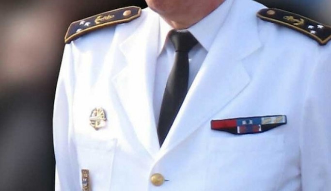 İfadeye çağrılan üç emekli amiral Emniyet'e geldi