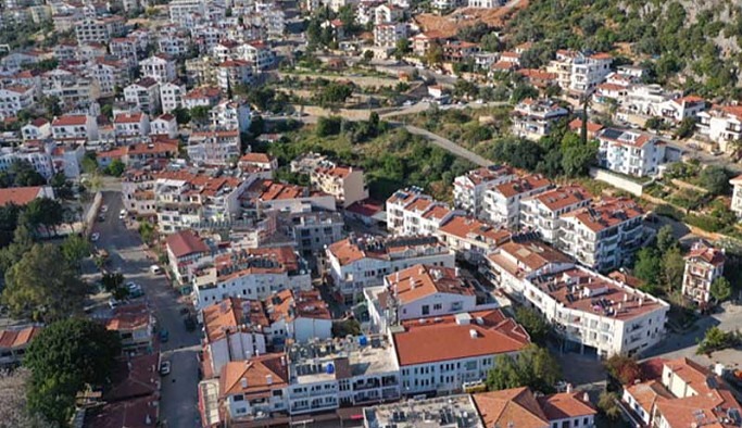 Pandeminin başında 'sıfır vakayla' bilinen Kaş turuncu kategoride