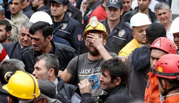 Soma Katliamı davası: Sanık Gürkan'ın duruşmaya SEGBİS ile katılmasına aileler tepki gösterdi