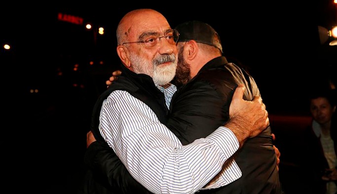 Yargıtay'dan Ahmet Altan'a tahliye kararı