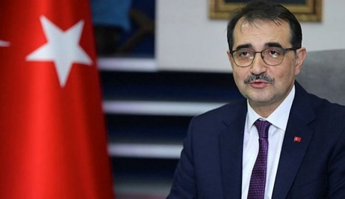 Bakan Dönmez 'eş, dost, akraba' atamaları sorularına kaçamak yanıt verdi