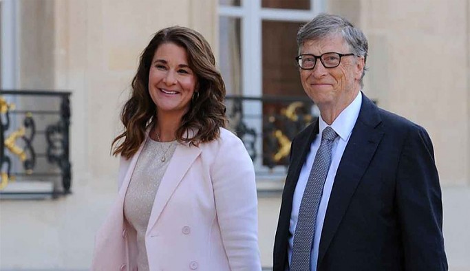 Bill Gates 'yasak ilişki' yüzünden Microsoft yönetiminden ayrılmış