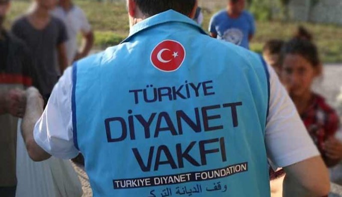 Diyanet Vakfı, esnaftan ödenemeyen kiraları faiziyle isteyip icraya verdi