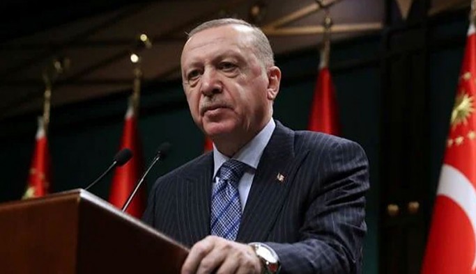 Erdoğan isim vermeden konuştu: Kimin suç çeteleriyle yürüdüğünü milletimiz görüyor
