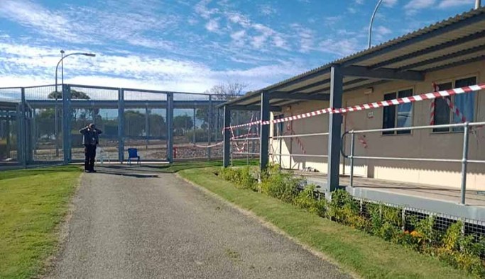 Mülteci gözaltı merkezinin altında 20 metrelik kaçış tüneli bulundu