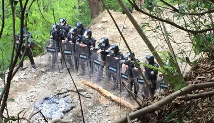Rize'de 11 kurum, İkizdere'deki doğa katliamına destek verdi; direnen halkı hedef aldı