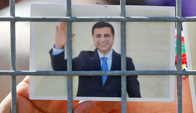 Selahattin Demirtaş'a hapis cezası!