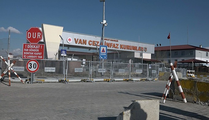 Siyasi tutuklulara 'iyi hal' sorusu: Çıktığında HDP'de çalışacak mısın?