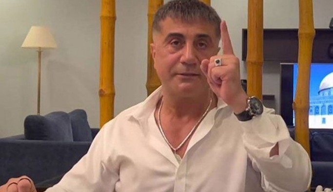 Barış Pehlivan, 'Peker'i durduran el'i yazdı