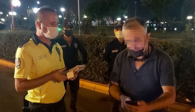Bir kişi polislere beddua ettiği gerekçesiyle gözaltına alındı