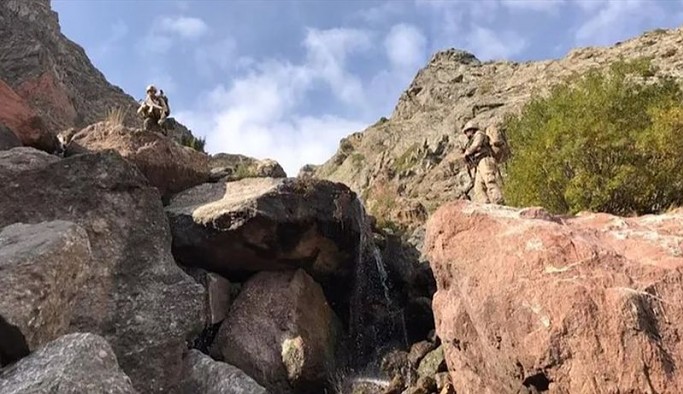 Bitlis'te çatışma: 2 ölü, 4 yaralı
