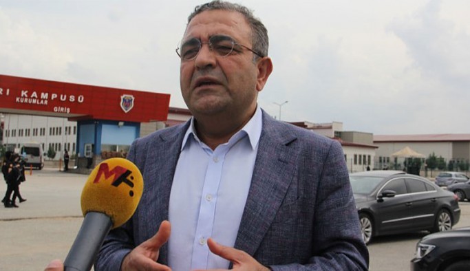 CHP'li Sezgin Tanrıkulu: Adalet Bakanı Kobanê Davası’nı izlesin