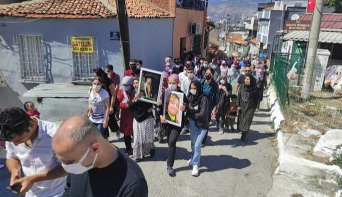 Deniz Poyraz, ailesi, yoldaşları ve yakınları tarafından uğurlanıyor