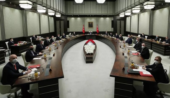 Kabine bugün toplanıyor: Gündem kısıtlamaların gevşetilmesi