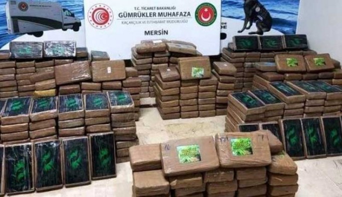 Mersin Limanı'na yanaşan gemide 463 kilo kokain daha ele geçirildi