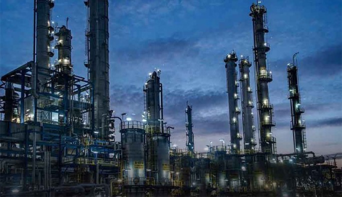 Petkim, SOCAR Türkiye'ye üçüncü borç taksidini ödeyemedi, süresini uzattı