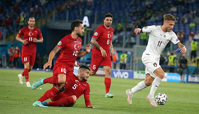 Türkiye, EURO 2020'nin açılış maçında İtalya'ya 3-0 kaybetti