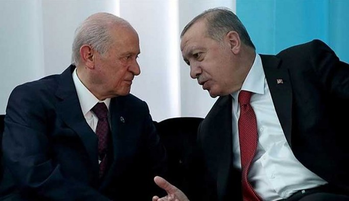 AKP’nin yeni anayasa çalışmasının ayrıntıları belli oldu: MHP'ye yeşil ışık