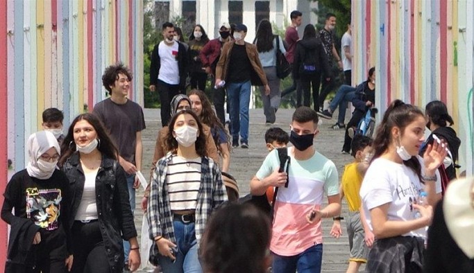 MetroPOLL anketi: Genç seçmen, Millet İttifakı'na daha yakın hissediyor