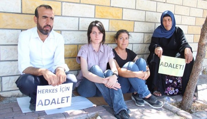 Şenyaşar ailesine dayanışma ziyareti: Bir olursak adaleti sağlayabiliriz