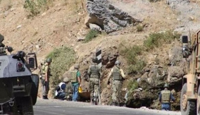 Yüksekova’da patlama sonrası ev baskınları