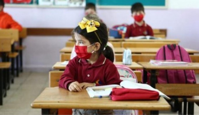 İçişleri Bakanlığı'ndan 81 ilin valiliğine PCR testi genelgesi