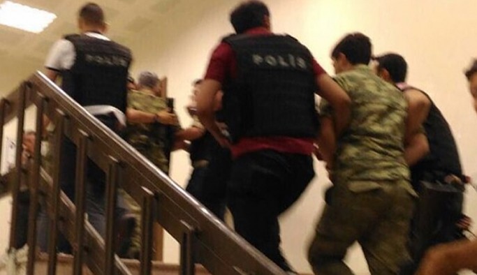 40 şehir ve Kuzey Kıbrıs'ta operasyon: 214 gözaltı kararı