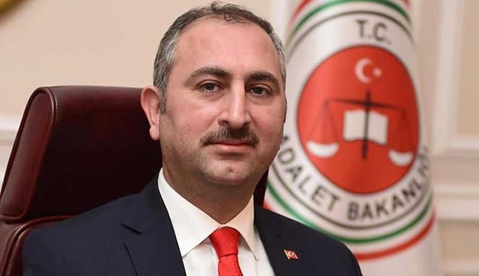 Adalet Bakanı Gül'den sosyal medya yasası teklifine dair açıklama