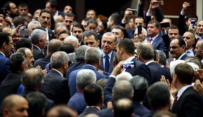 AKP'li vekilden seçim yorumu: Erdoğan kaybederse hep beraber kül oluruz