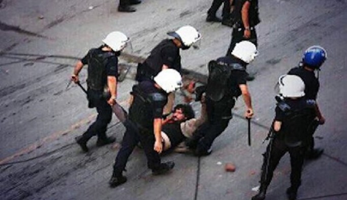 Gazeteciye polis şiddeti 'basın özgürlüğü ihlali' sayıldı
