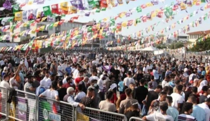 HDP'den Bursa'da halk şöleni: 'HDP'liyiz, her yerdeyiz'