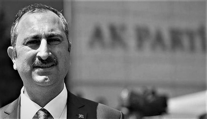 ‘Katliamın görüntüleri başsavcıda, Adalet Bakanı neden sessiz kalıyor?'