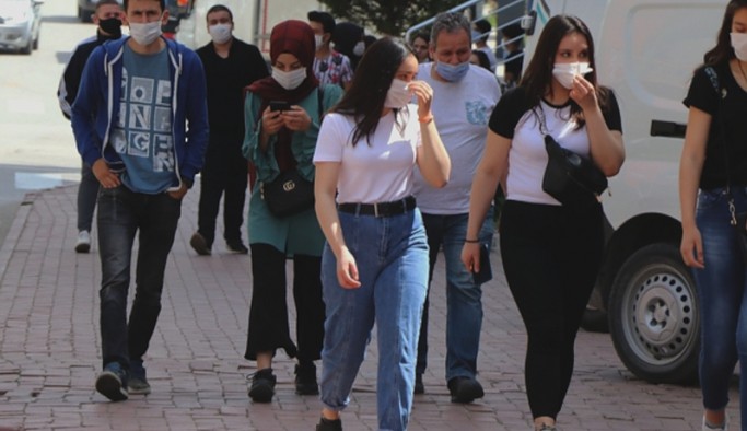 Z kuşağı araştırması: Günde 25 TL ile geçiniyorlar