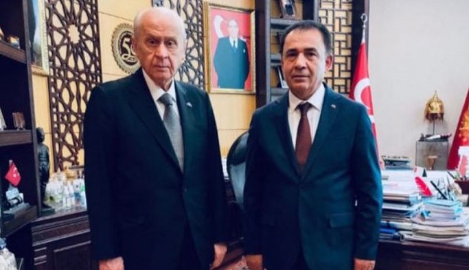 Bahçeli, kendisiyle görüştükten sonra istifa eden HSK üyesinin oğluna da 'görevden el çektirdi'