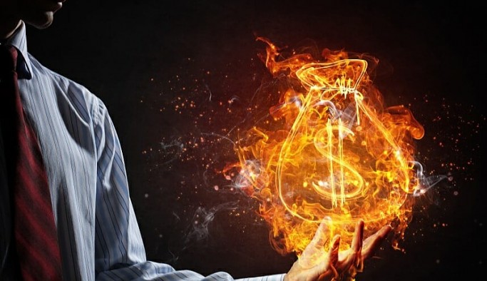 Dolar 9,10'a yaklaşarak tüm zamanların en yüksek seviyesine çıktı