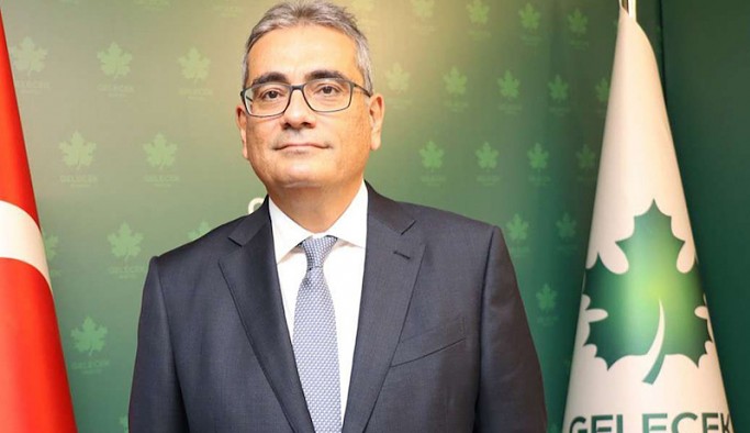 Kerim Rota'dan 'Pandora Belgeleri' açıklaması: Davutoğlu'nun AKP'den ayrılmasını bu konular tetikledi