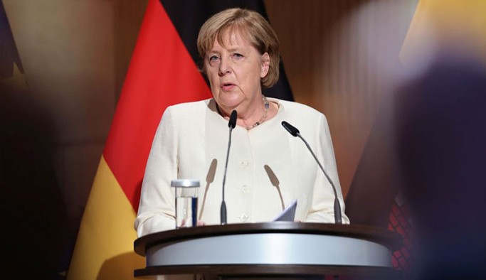 Merkel Türkiye'ye geliyor