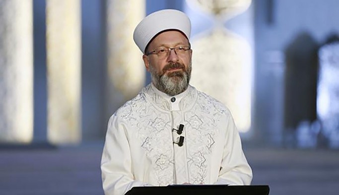Ali Erbaş'tan bekarlara: Sorumluluktan kaçmayın, evlilik korkulacak bir şey değil