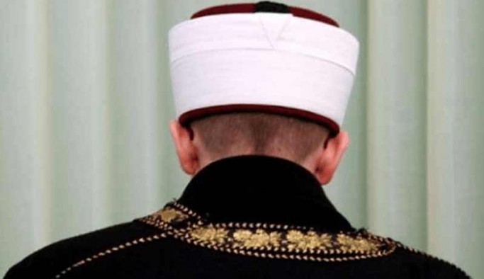 Cami imamları 2 milyon liralık tarihi eseri satarken yakalandı