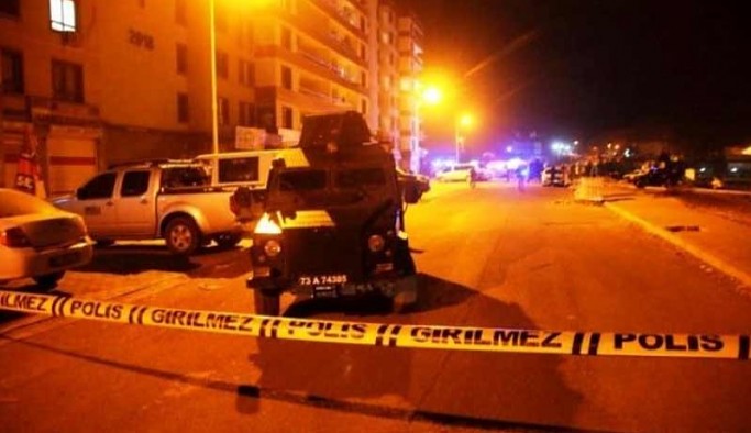 Cizre'de korucubaşına bombalı saldırı