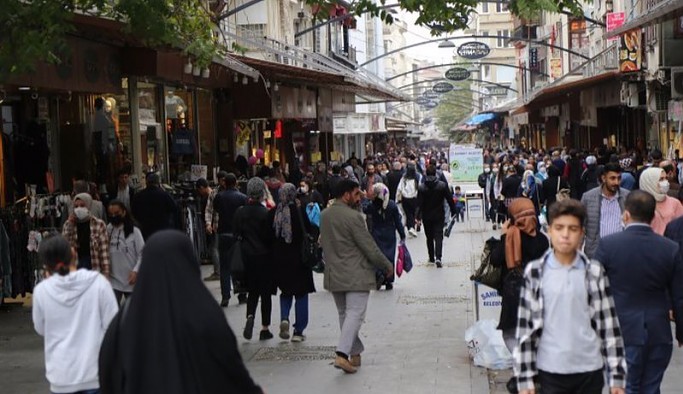 Halk, ekmek alamaz noktaya geldi: Bu iktidarı biz başa getirdik, artık AKP’ye oy yok