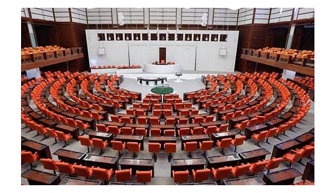 İYİ Partili Yokuş’tan AKP’ye: Çöktünüz devlete, zehir zıkkım olsun