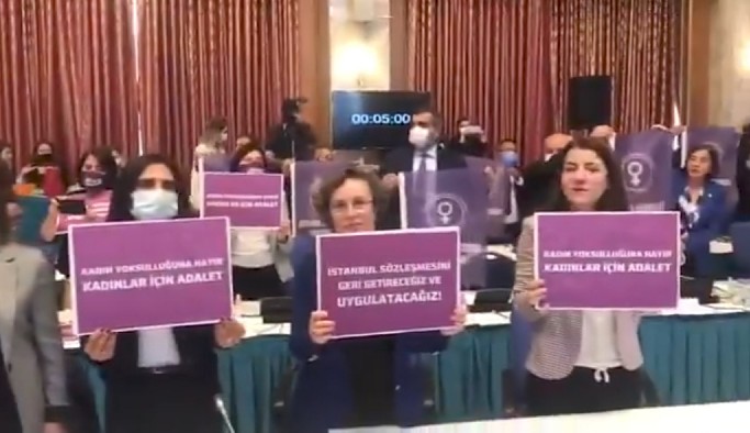 Meclis karıştı: Çık dışarı nefes al!