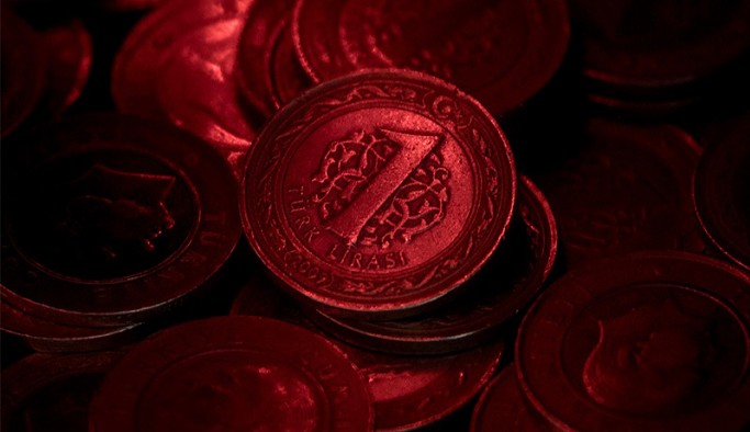 Piyasalarda kara salı: Dolar 13,50 lirayı geçti, euro 15,20'yi gördü