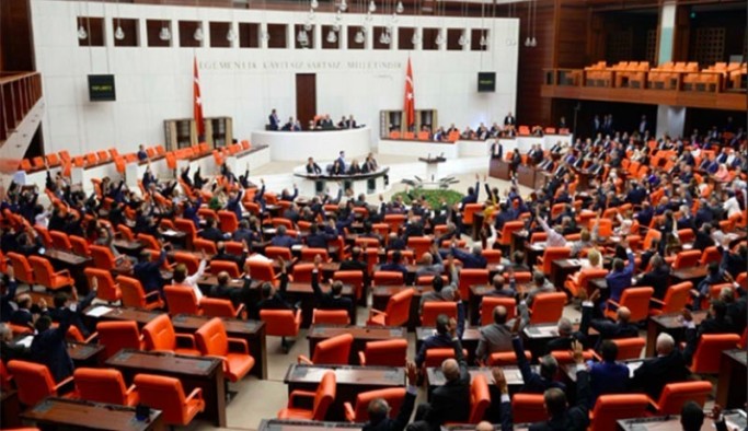 AKP’li Elitaş, Roboski katliamını 'hadise' olarak tanımladı, HDP’lile tepki gösterdi