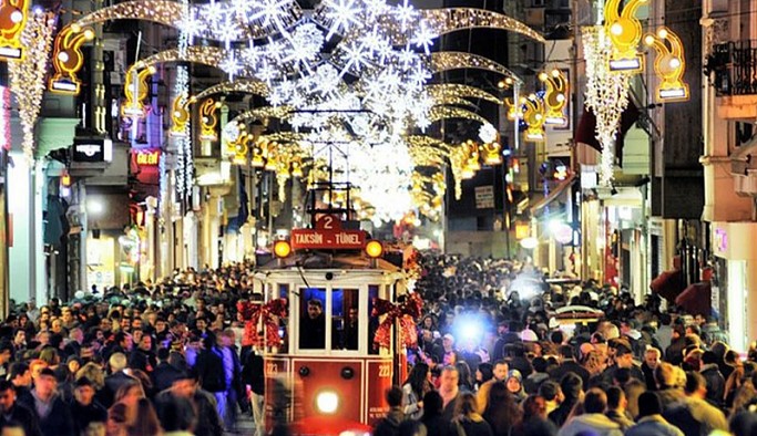 İstanbul Valiliği, yılbaşı için 'acil durum telefonları'nı duyurdu