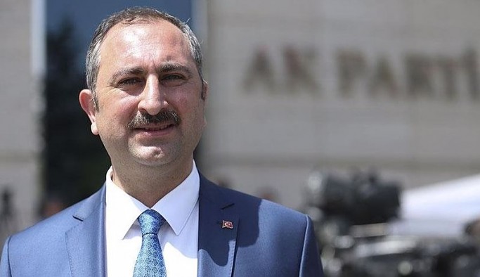 Adalet Bakanı Gül: Türkiye'de artık darbe anayasasına son vermenin vakti gelmiştir